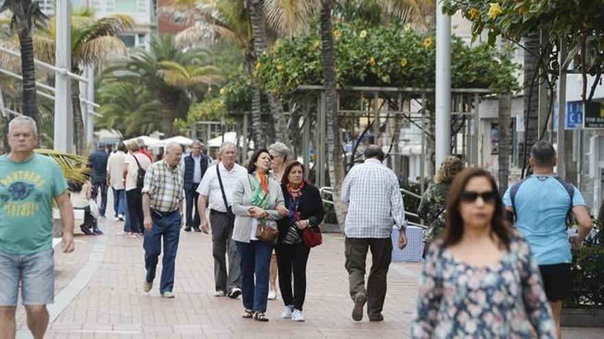 Las Canteras se prepara para el lleno en Semana Santa