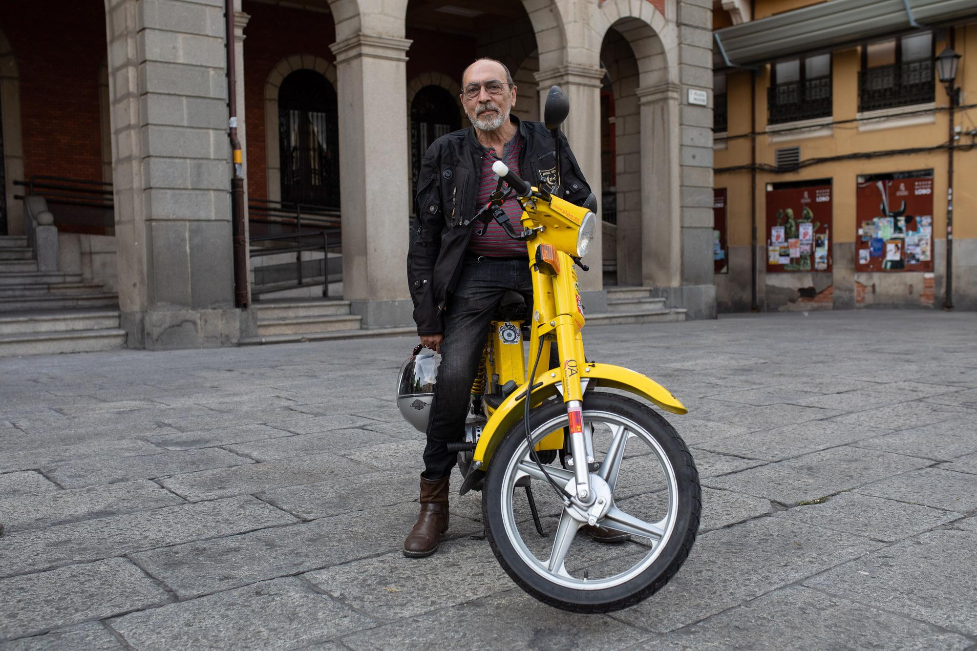 "Correcaminos", la vespino que recorre España llega a Zamora