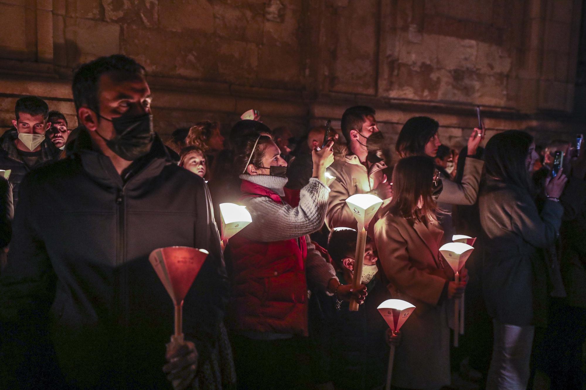 Elche procesiones Jueves santo: La Oracion del Huerto,Nuestra Señora de las Angustias y Maria Santisima de la Salud,La Flagelacion y Gloria,El Silencio,Cristo de Zalamea.