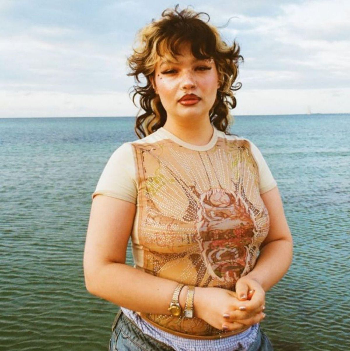 Lola Young actuará en Paredes de Coura este mes.