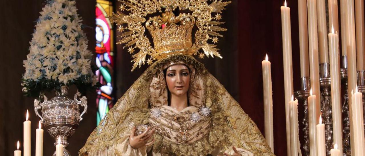 La Virgen de la Alegría, en la parroquia de Santa Marina.  | FRANCISCO GONZÁLEZ