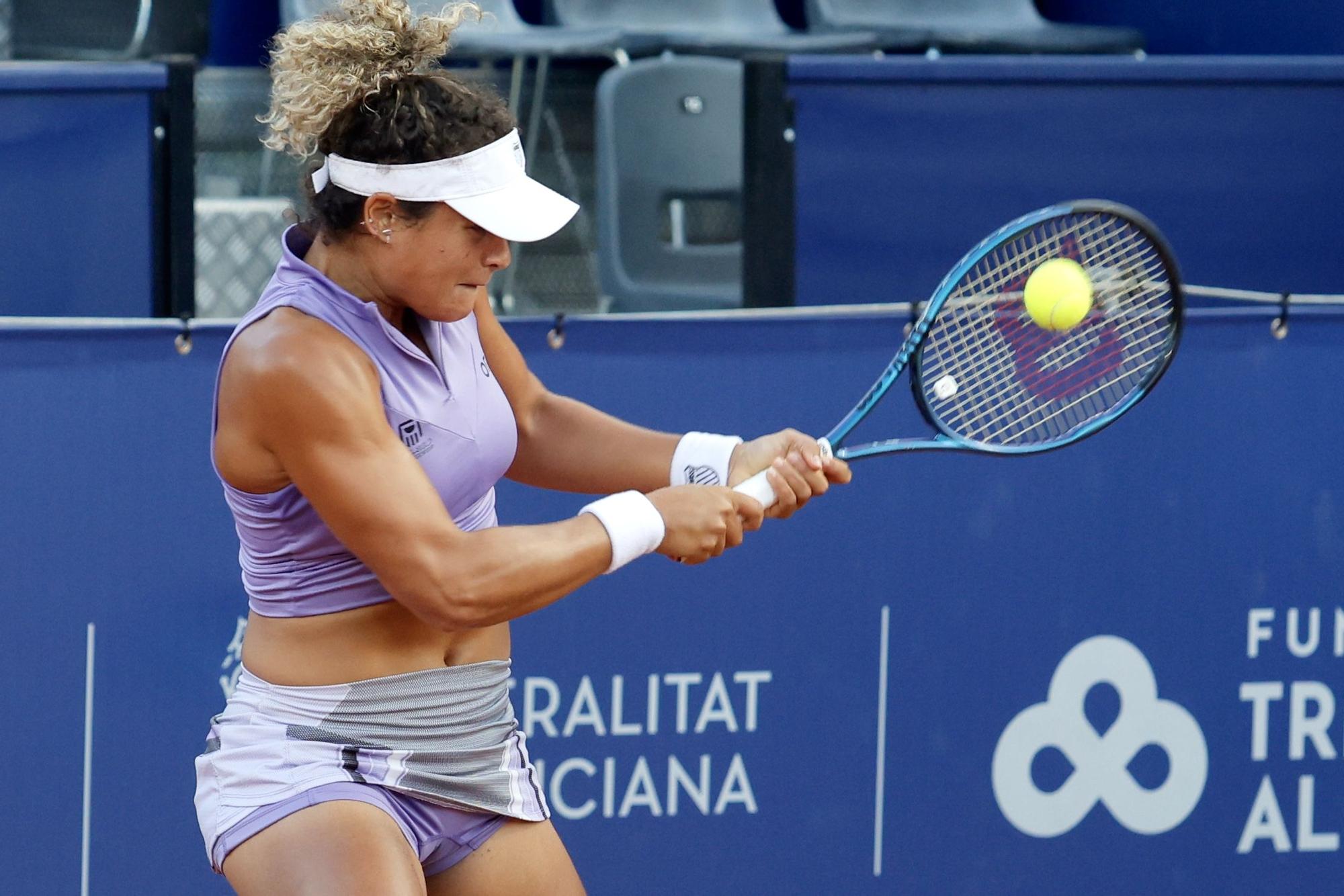 Sara Sorribes cae ante Errani en el BBVA OPEN INTERNACIONAL DE VALENCIA - WTA