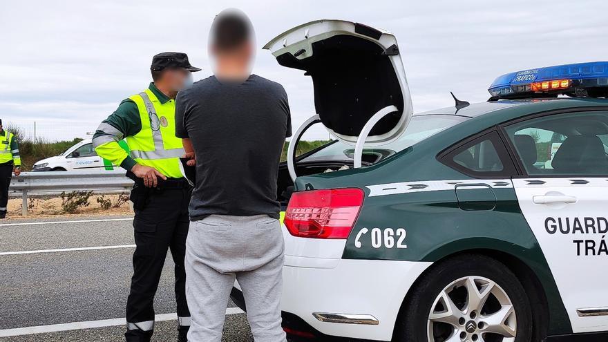 La Guardia Civil de Zamora investiga a nueve personas que circulaban sin carnet