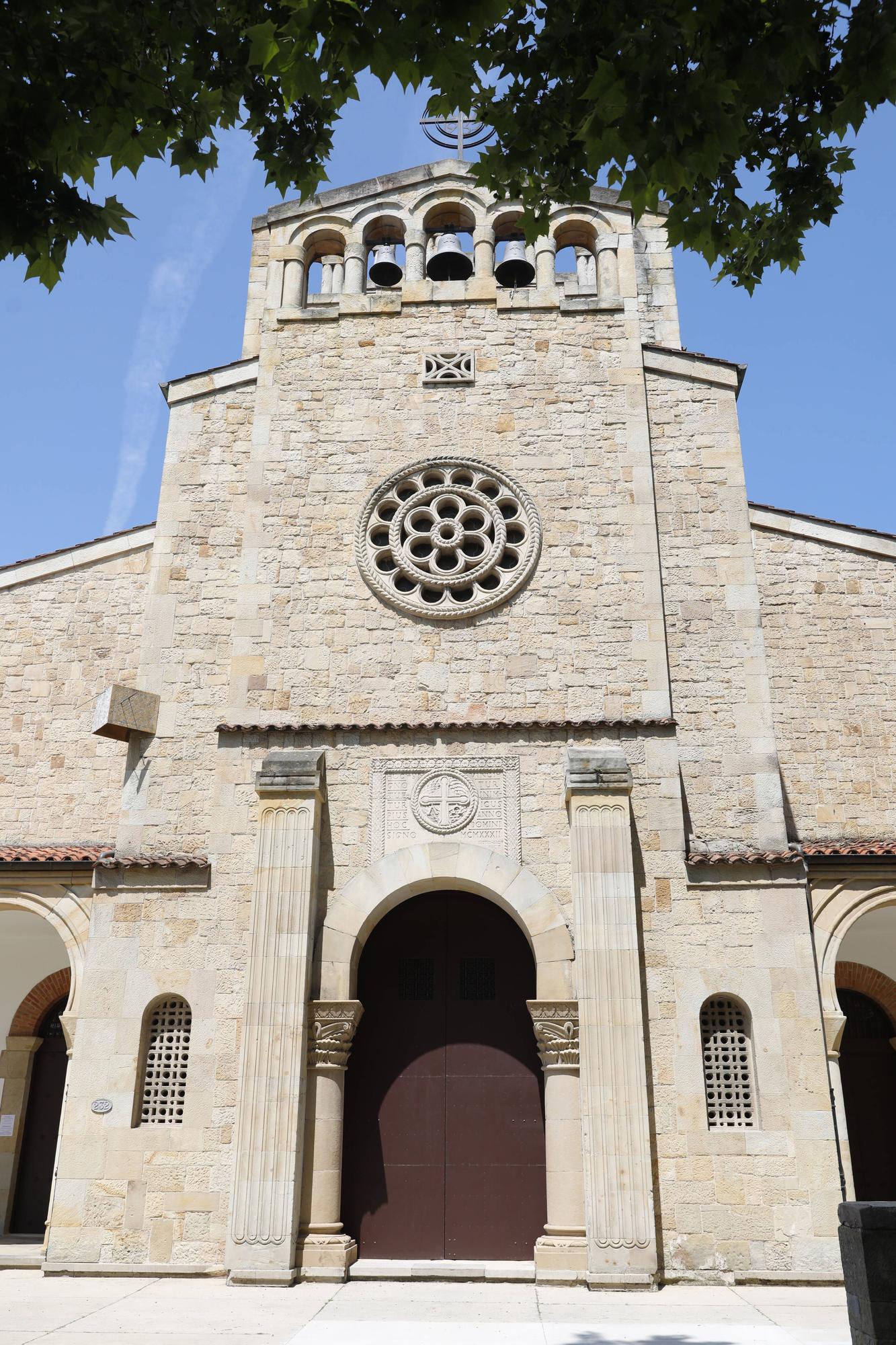 En imágenes: así ha quedado la reforma de la iglesia de San Julián de Somió