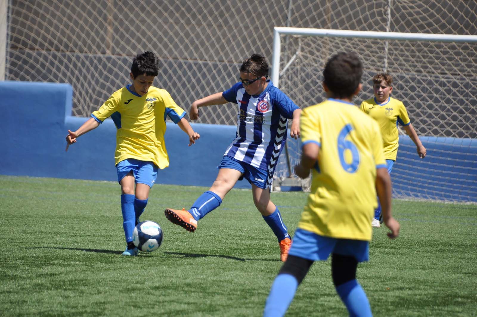 El fútbol base vuelve a sonreír