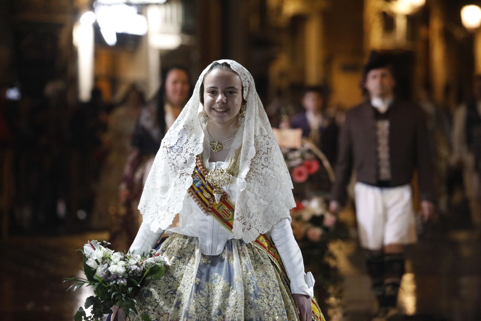 Búscate en el primer día de ofrenda por la calle Quart (entre las 22:00 a las 23:00 horas)