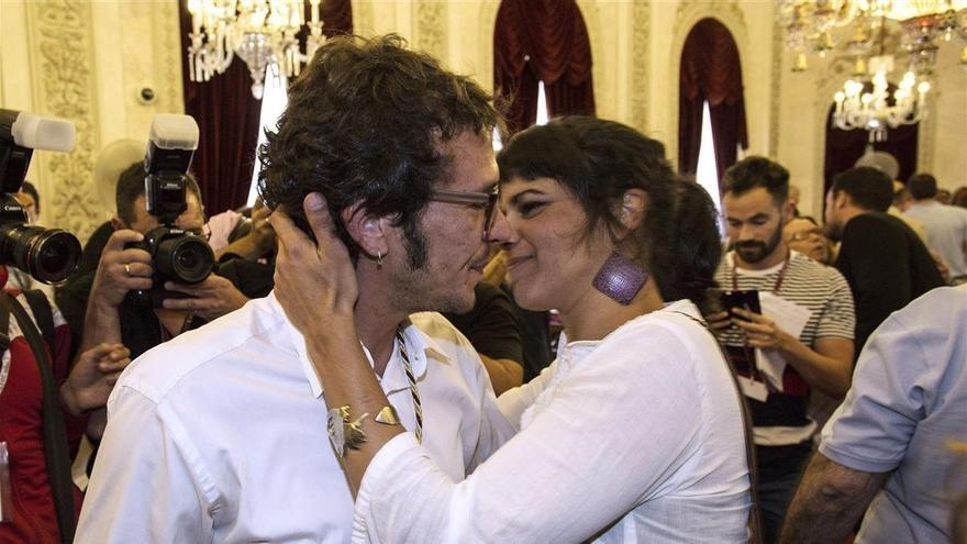 Teresa Rodríguez y Kichi, embarazados de su primer hijo