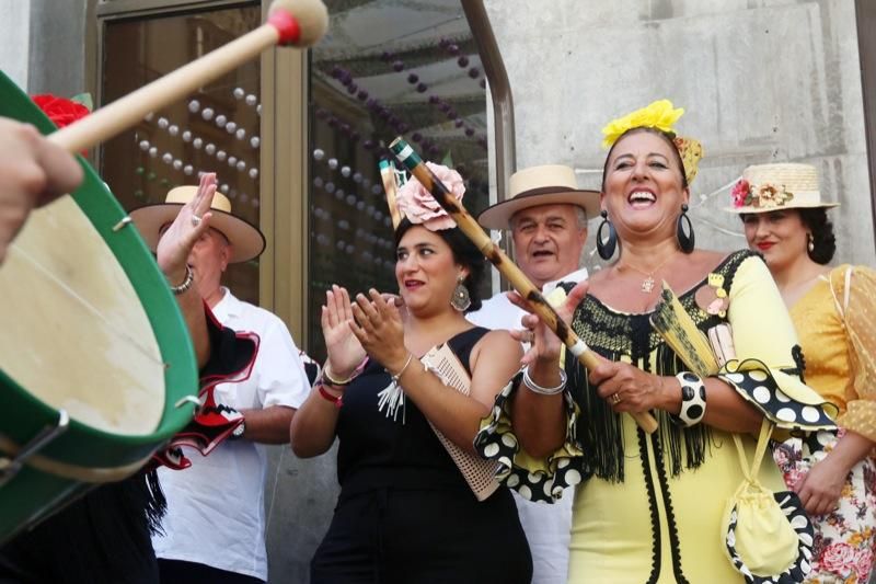 Primera jornada de la Feria de Málaga en el centro.