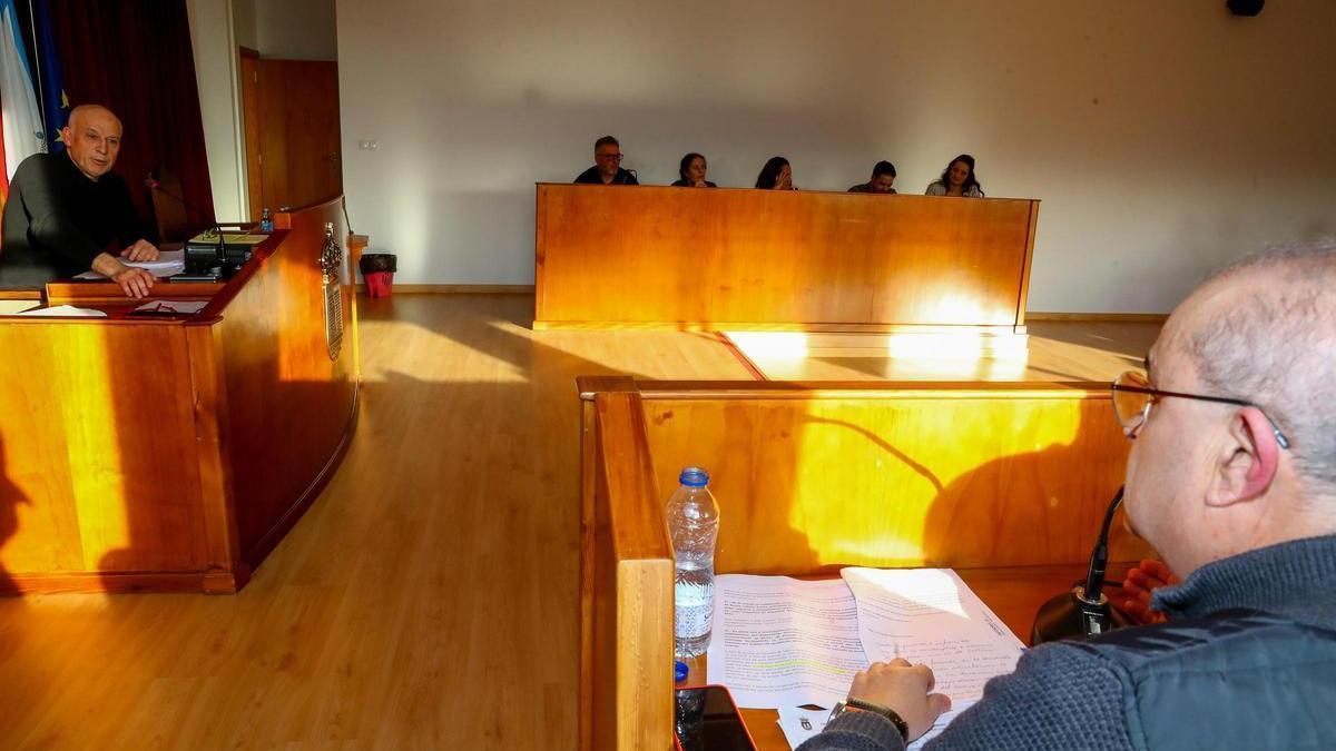 Castaño y García durante una sesión plenaria.