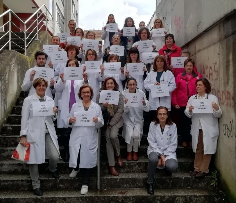 Médicos de Vigo claman tras desconvocar la huelga