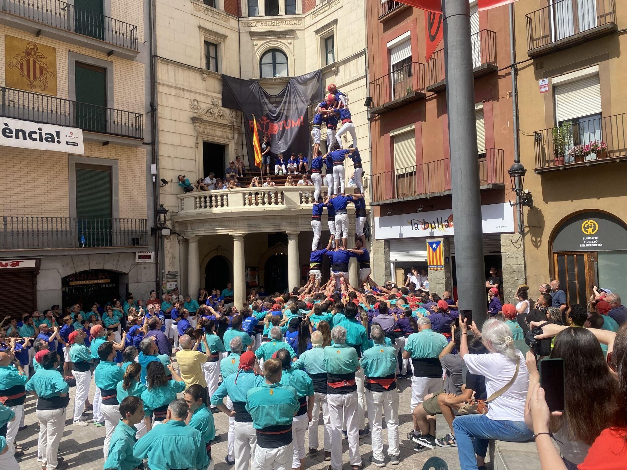 Diada dels Quatre fuets de Berga - Castellers