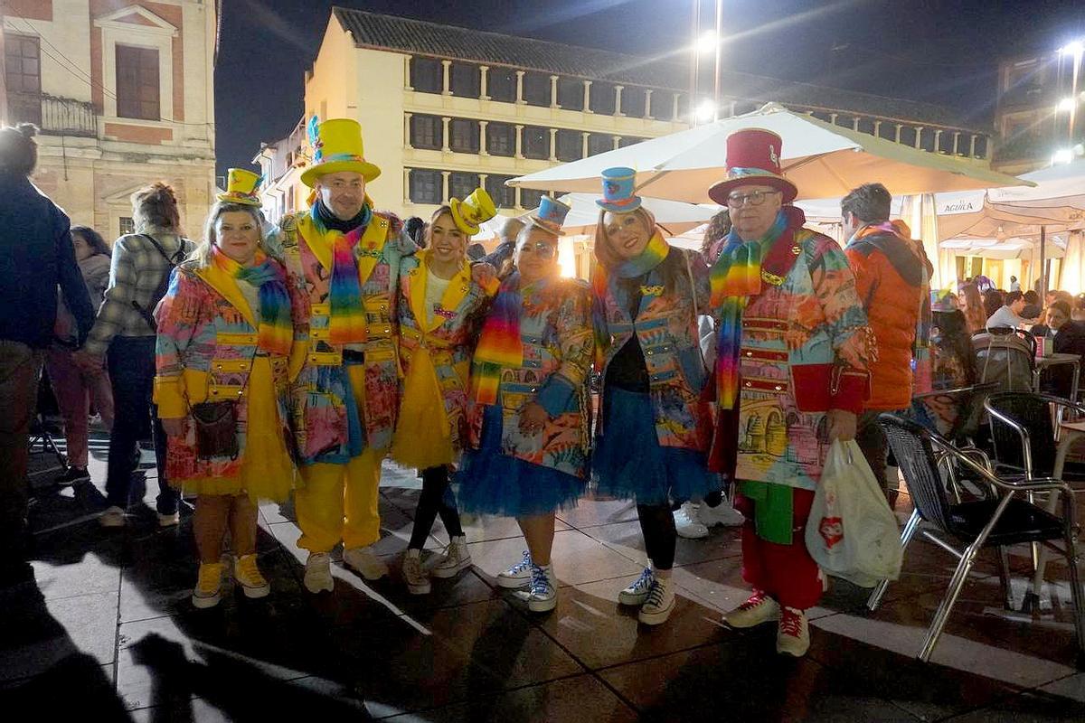 Carnaval de Córdoba: la Corredera se inunda de alegría en una noche mágica.