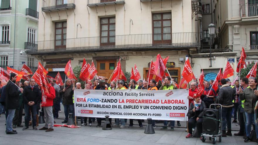 Protesta contra los despidos en Acciona-Ford, ayer.