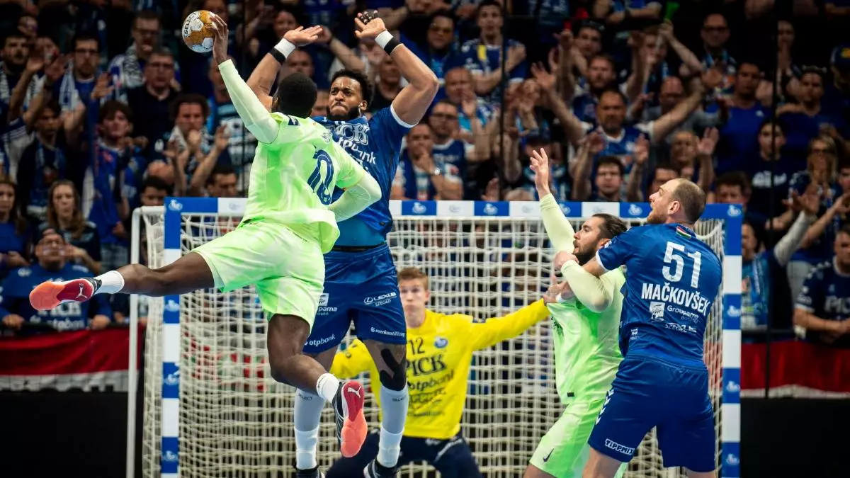 Dika Mem: "Este grupo se merece estar en la Final Four'