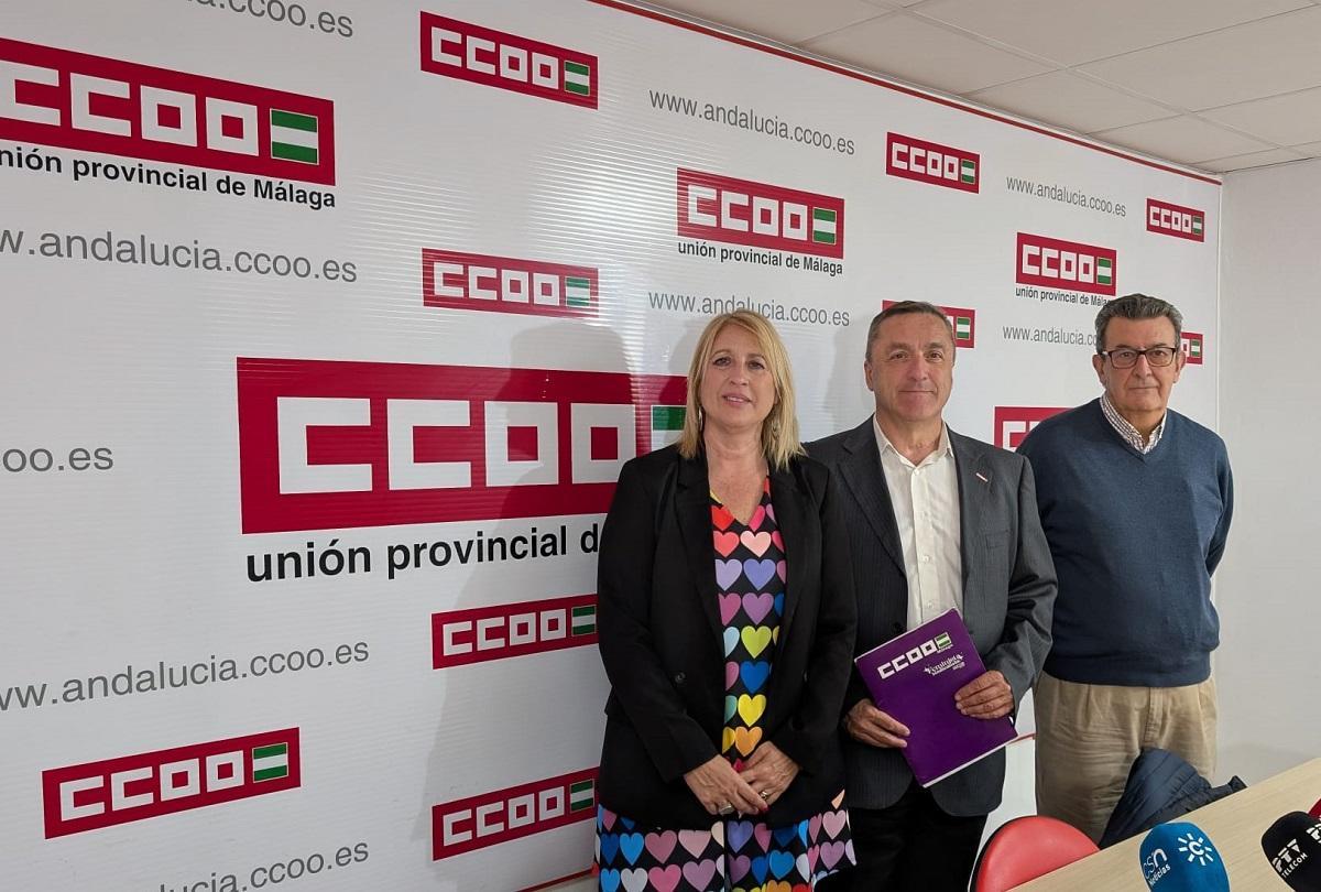 María José Prados, Fernando Cubillo y Antonio Turmo, en la sede de CCCO de Málaga, este martes.