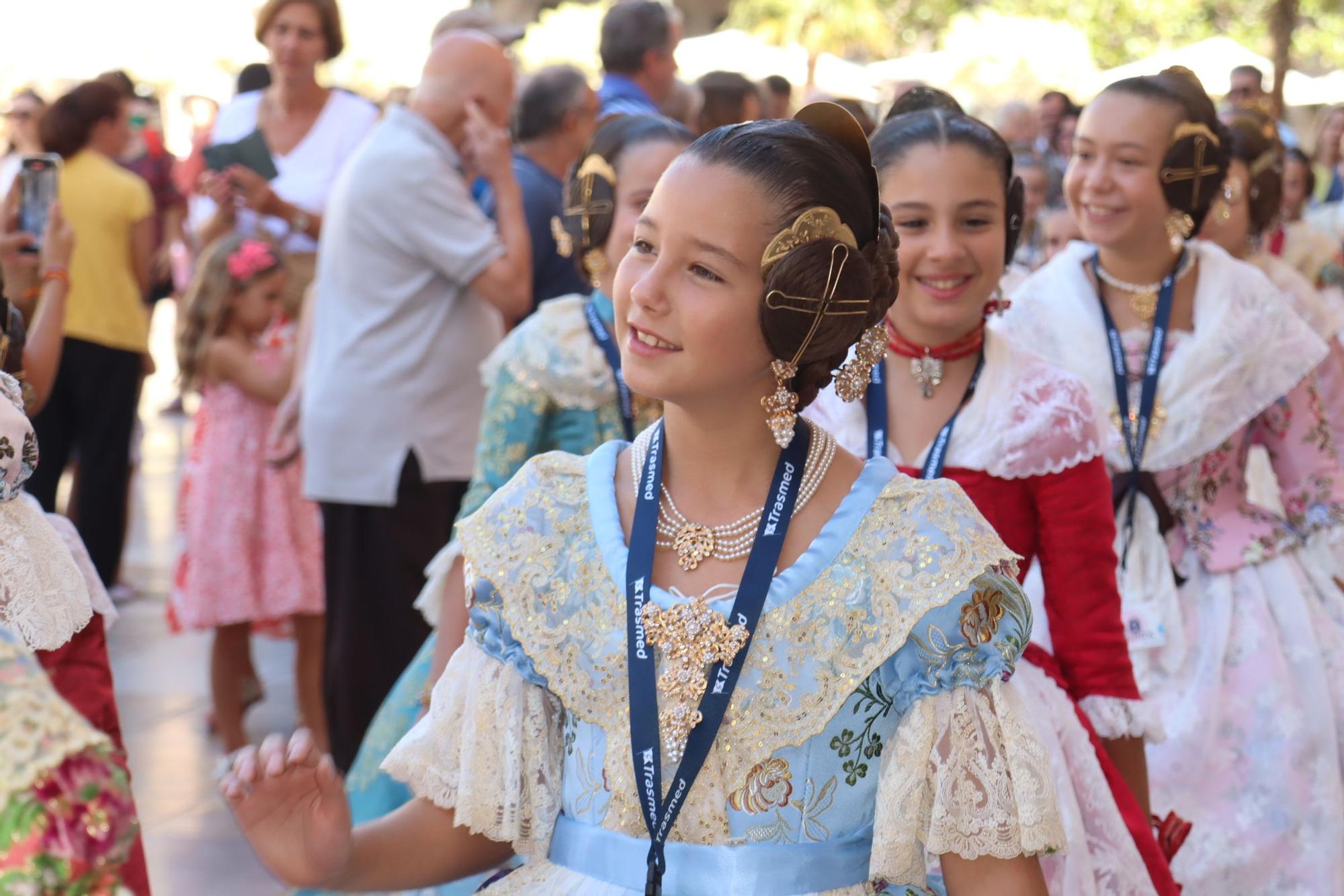 El centro de València recibe a las candidatas a Fallera Mayor Infantil 2025