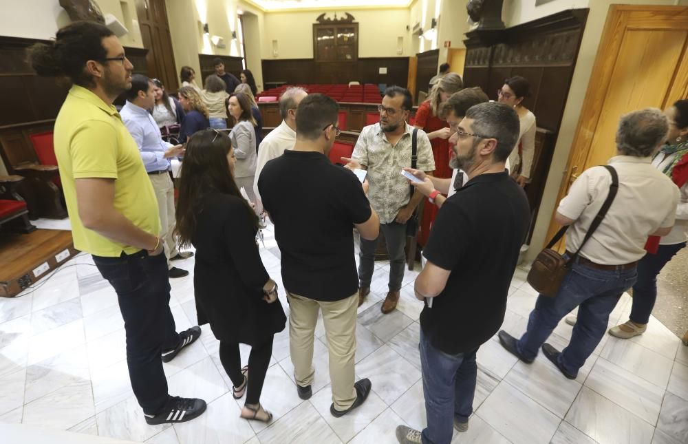 Despedidas en el salón de plenos de Sagunt