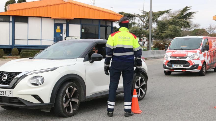 Control policial a la sortida de l&#039;AP-7