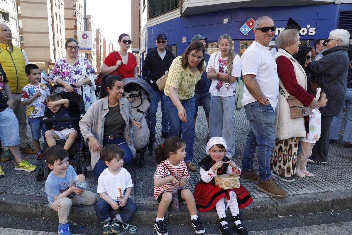 EN IMÁGENES: El desfile de carrozas del lunes de Pascua