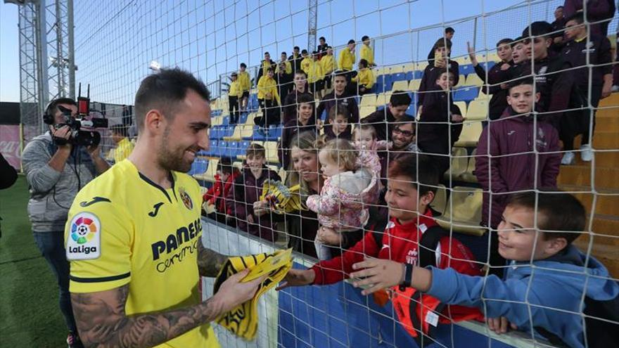 La llegada de Paco Alcácer desata una ola de ilusión en el Villarreal