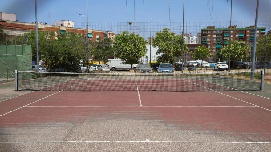 Nuevo intento del Ayuntamiento de Badajoz para poner a punto las pistas deportivas de María Auxiliadora