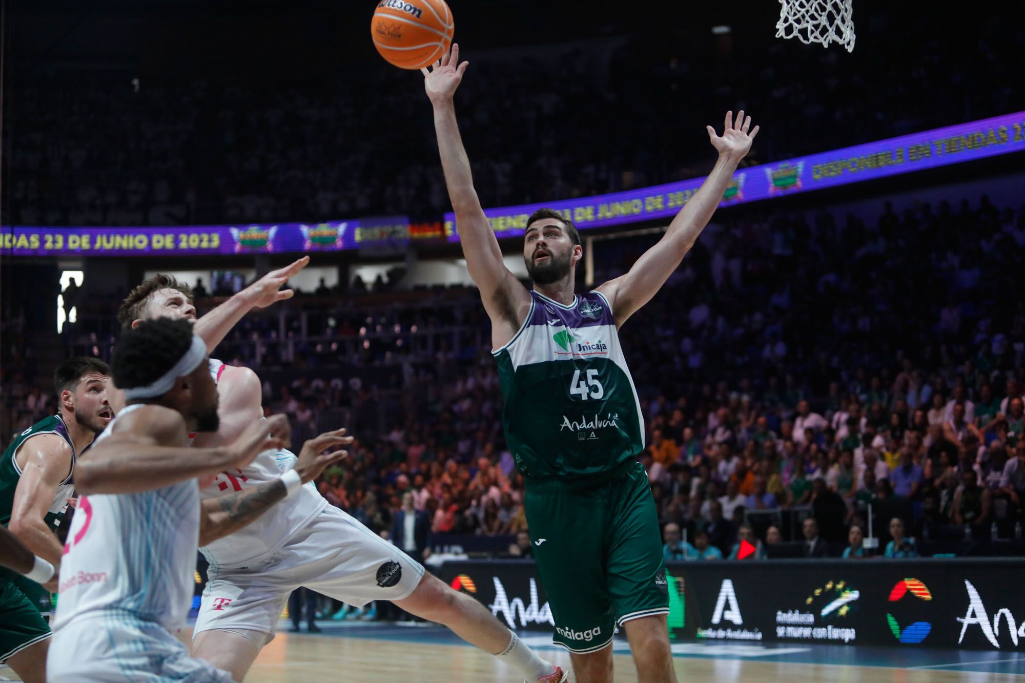 El Unicaja - Telekom Bonn, semifinal de la BCL, en imágenes