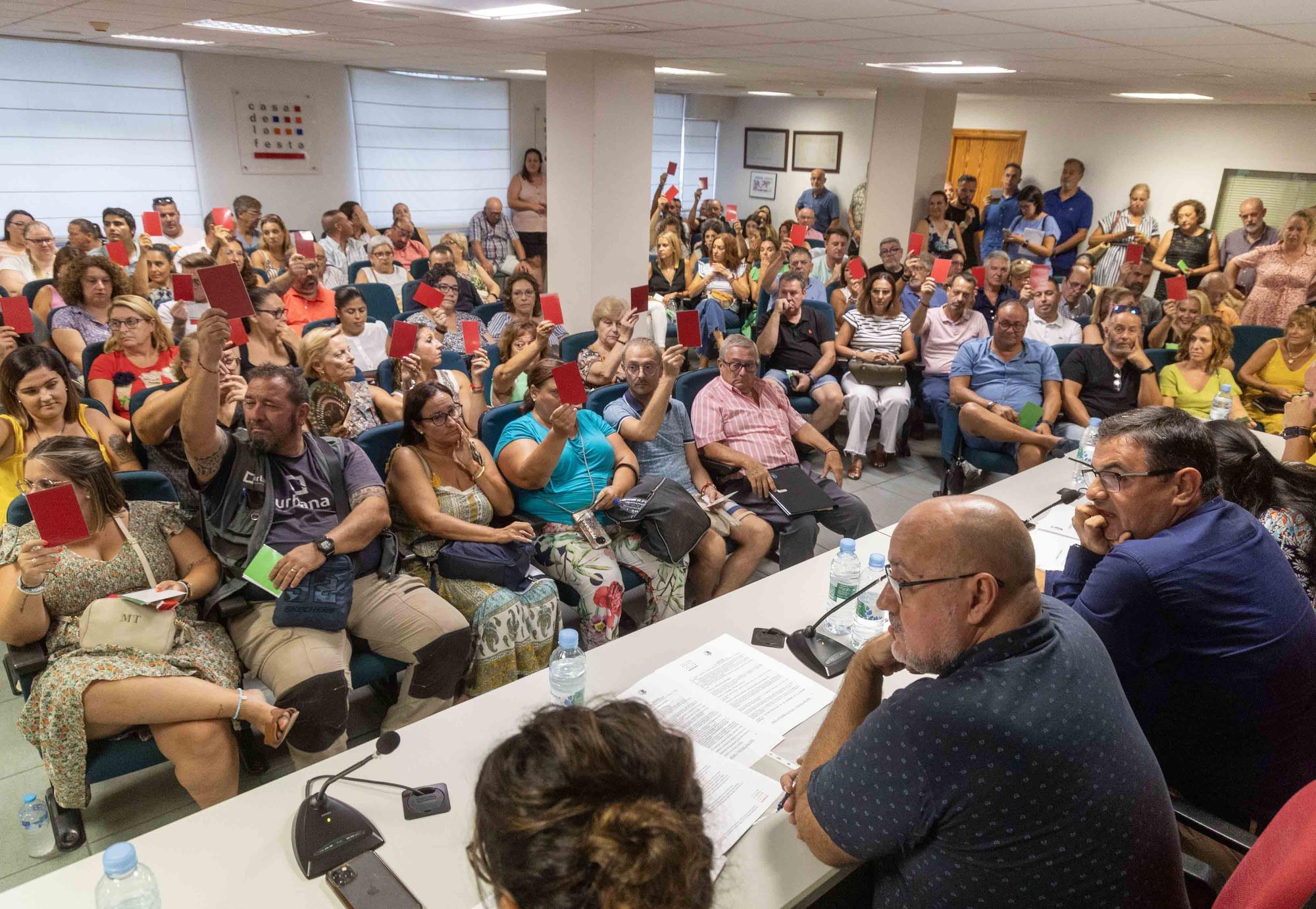 Los festeros avalan el cambio de calendario para la Elección de la Bellea del Foc