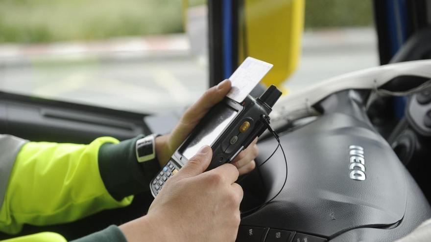 Tráfico cerca al transporte pesado en Galicia: más de 600 controles cada día