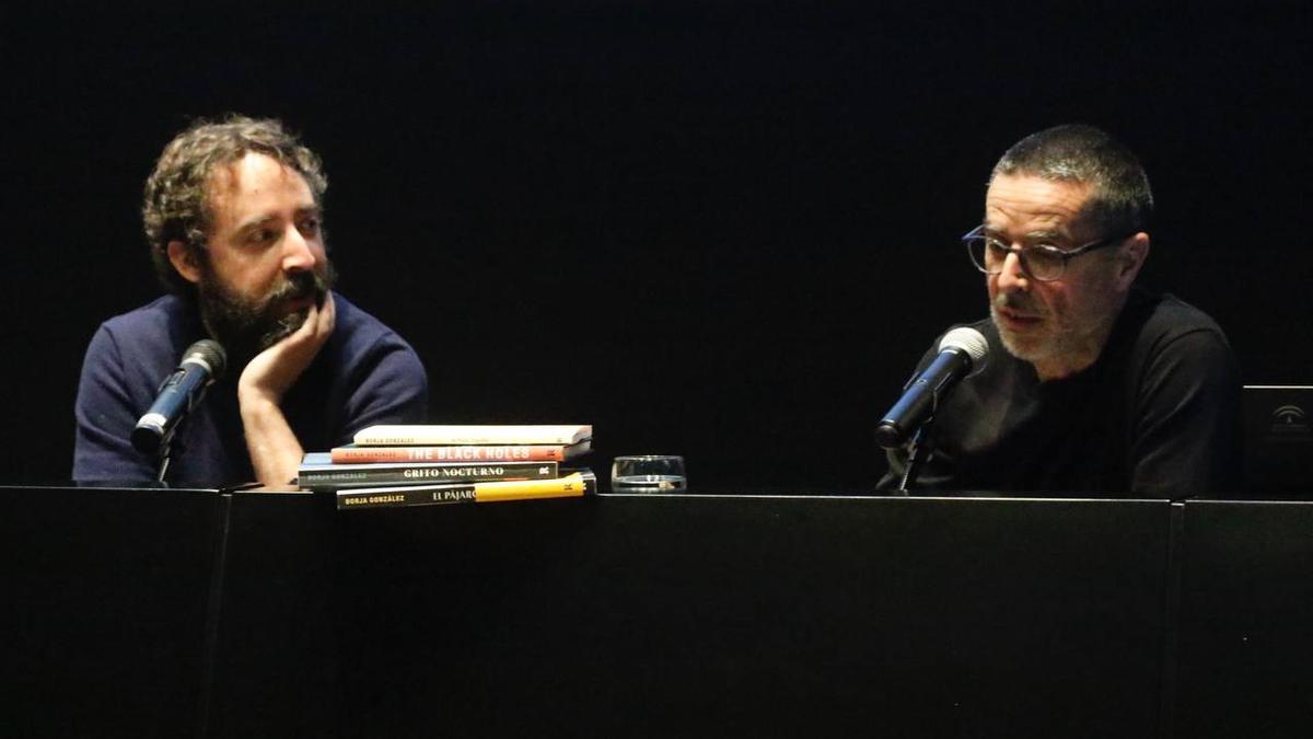 Borja González y Andrés G. Leiva, en el encuentro de la Filmoteca, este lunes.