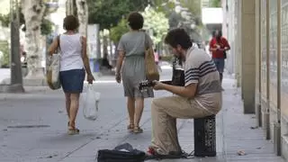 El PSOE de Córdoba denuncia irregularidades en las bases para los artistas callejeros