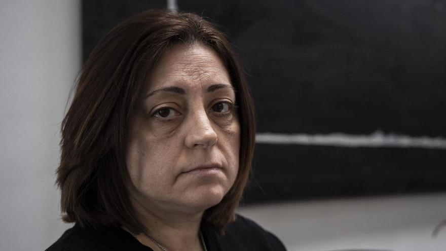 El hospital da de alta al hijo que agrede a su madre y lo envía a casa: "Lo traen en ambulancia y temo por mi vida"