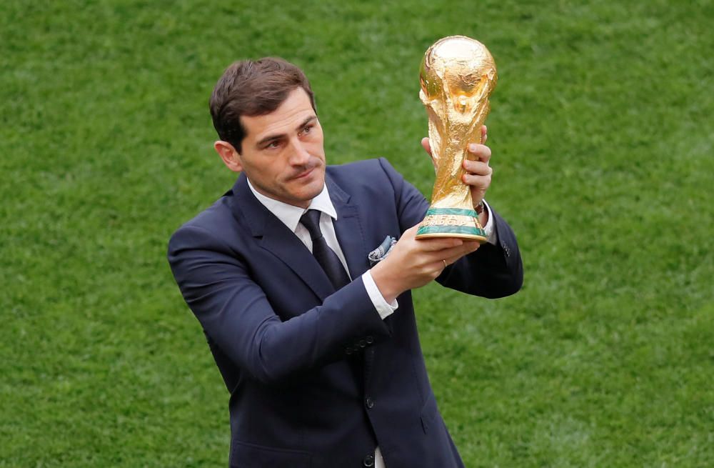 Iker Casillas con la Copa