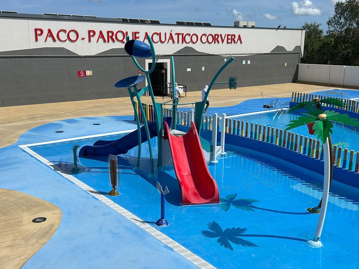 EN IMÁGENES: El único parque acuático de Asturias ultima los detalles antes de abrir sus puertas