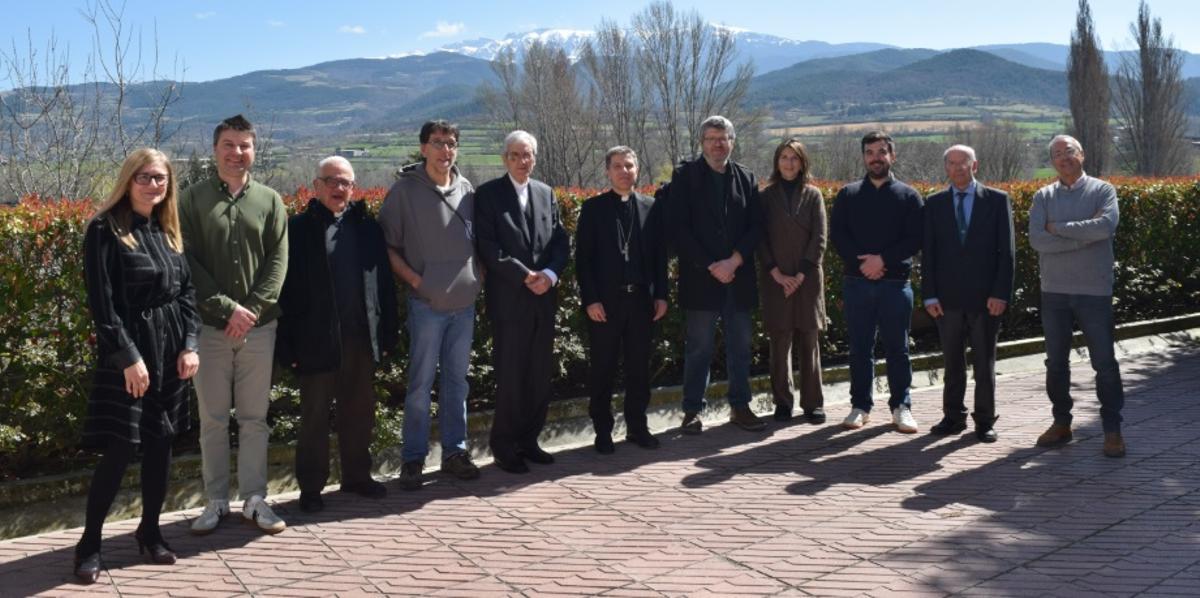 Els participants en la signatura del conveni