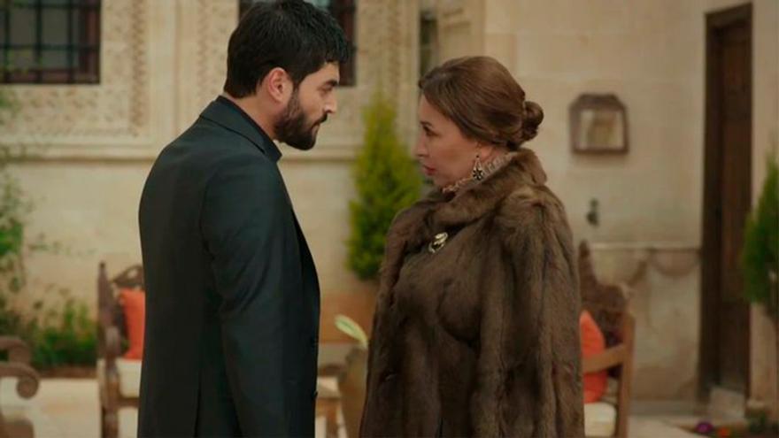 La audiencia amenaza contra la telenovela Hercai por el giro de su trama: &quot;Aburre&quot;