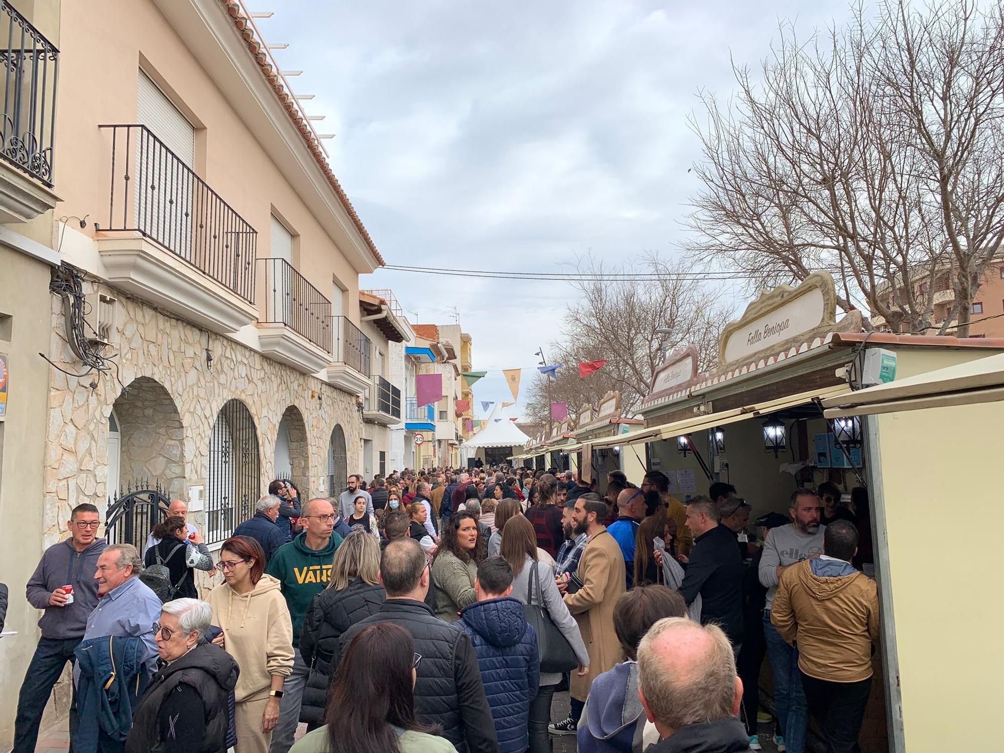 Así ha sido el 'porrat' de Sant Antoni en Beniopa