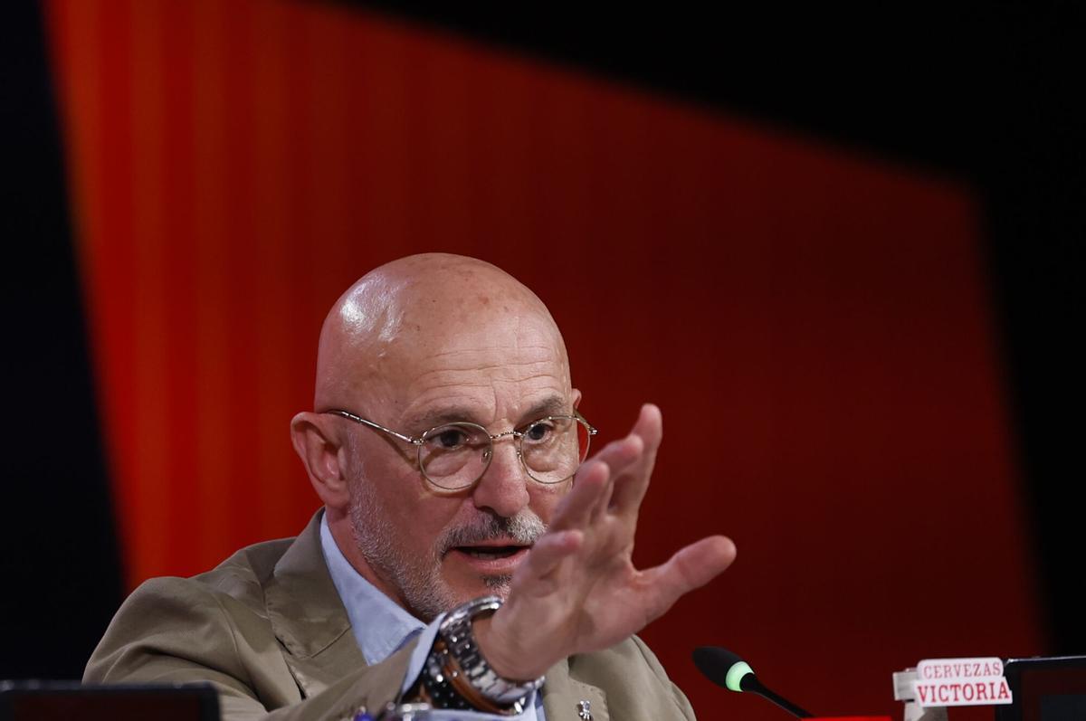 Luis de la Fuente facilitará el viernes la lista para los partidos ante Bulgaria y Turquía