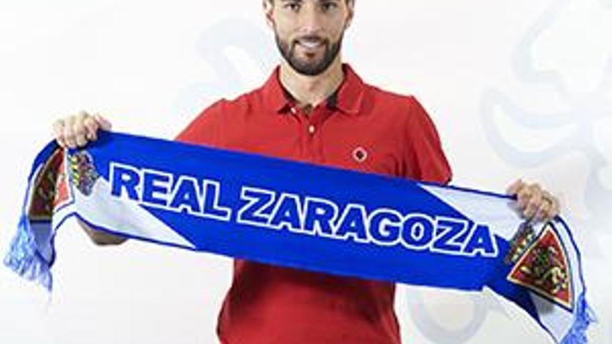 Álvaro Ratón amplía su contrato con el Real Zaragoza hasta 2019