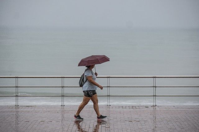 Domingo de lluvias en Gran Canaria por el paso de la tormenta 'Hermine'