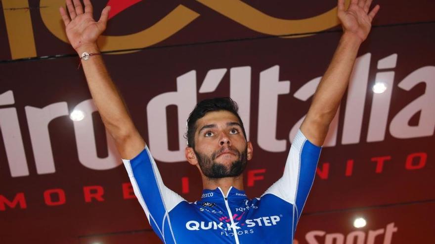 Fernando Gaviria firma la tercera victoria en el Giro