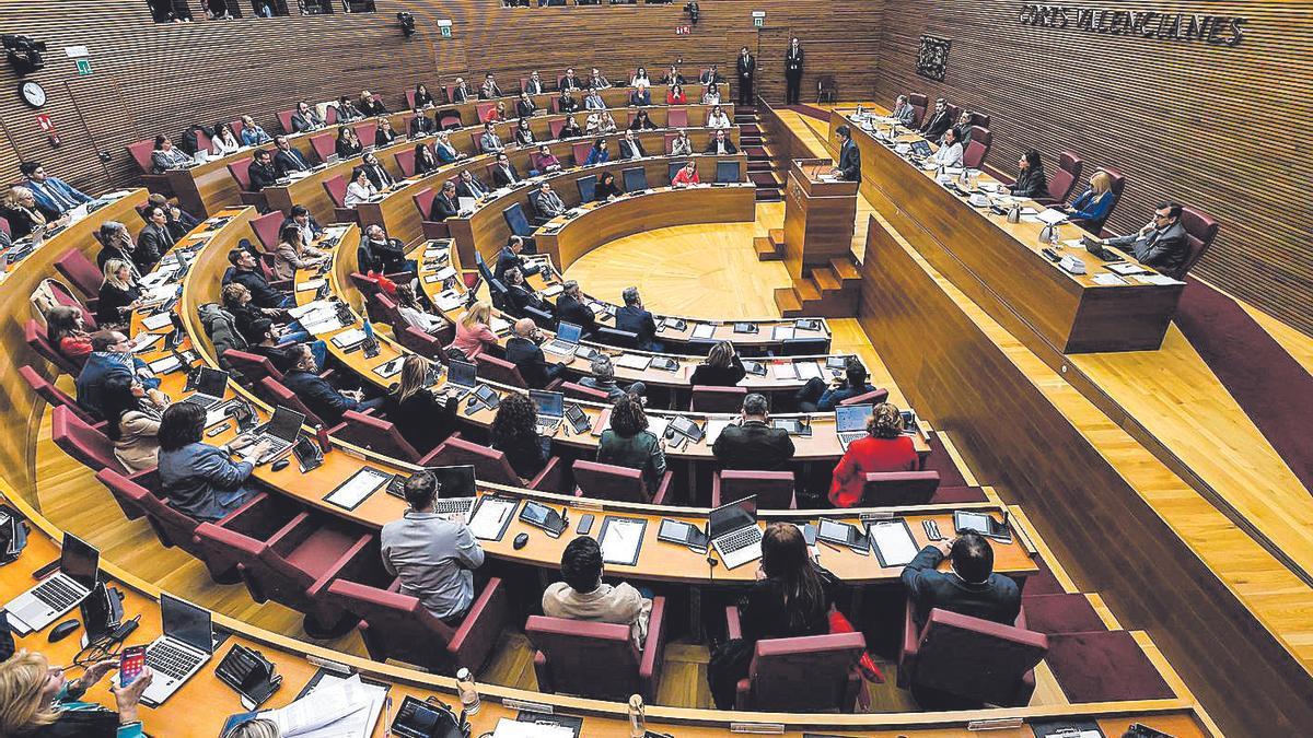 Pleno de les Corts en una imagen de archivo.
