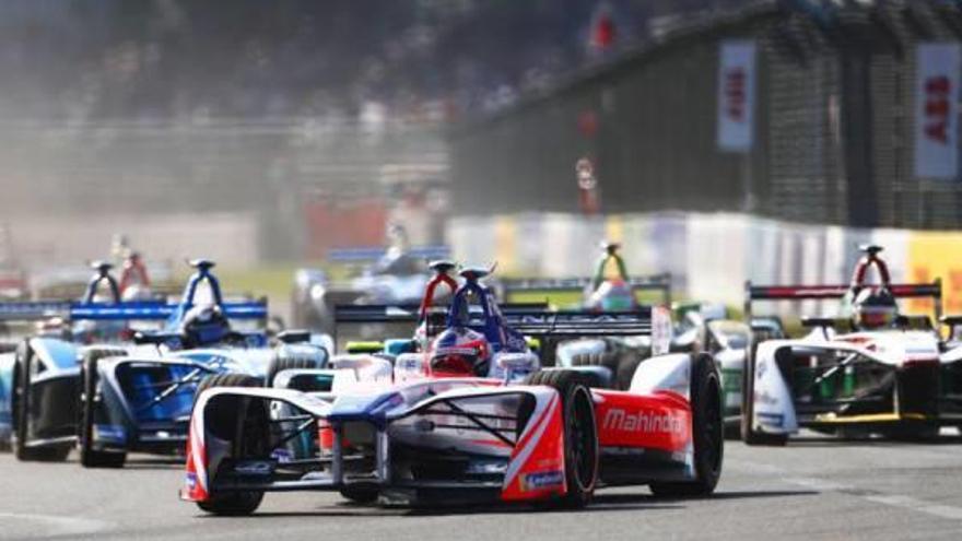 Rosenqvist mantiene a Campos segundo en coches eléctricos