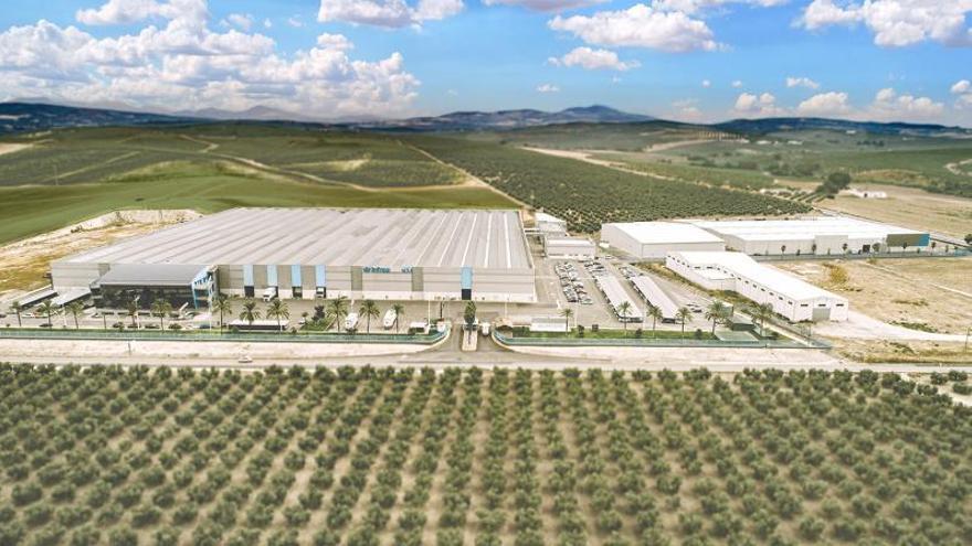 Infrico construirá un parque fotovoltaico en Lucena para abastecerse