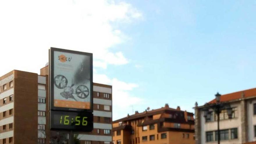 Choque sin heridos en la plaza de Castilla