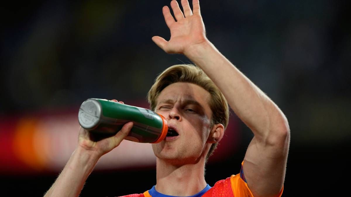 La salida de Frenkie de Jong está generando controversia en el seno del Barça