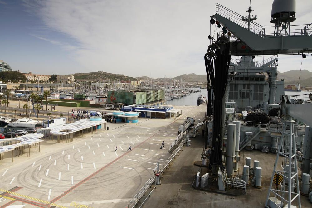 Visita al buque Cantabria en Cartagena