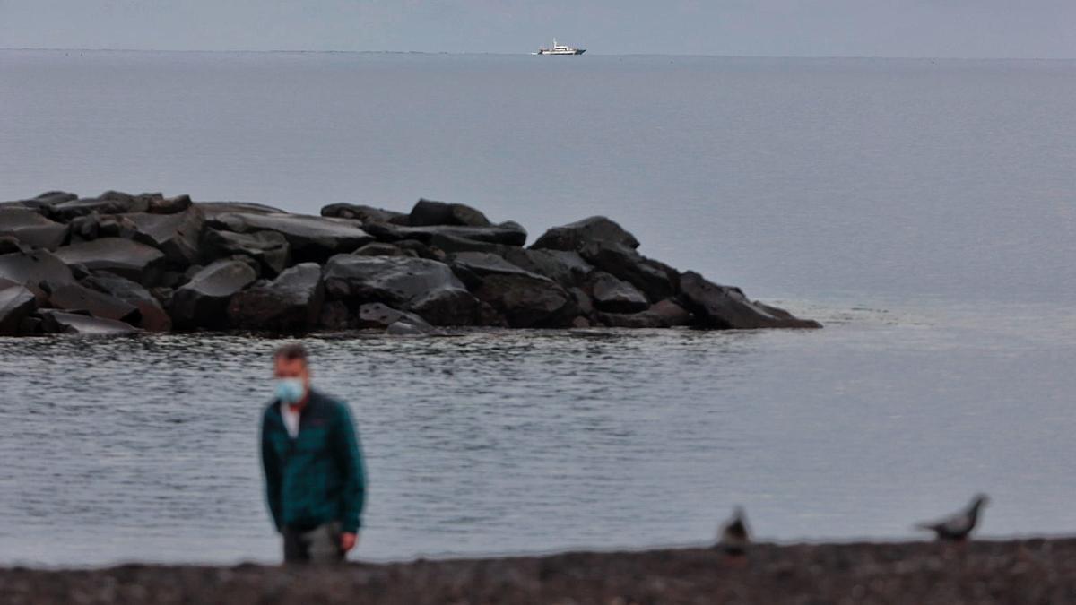 Coche y barco del hombre desaparecido con sus hijas en Tenerife