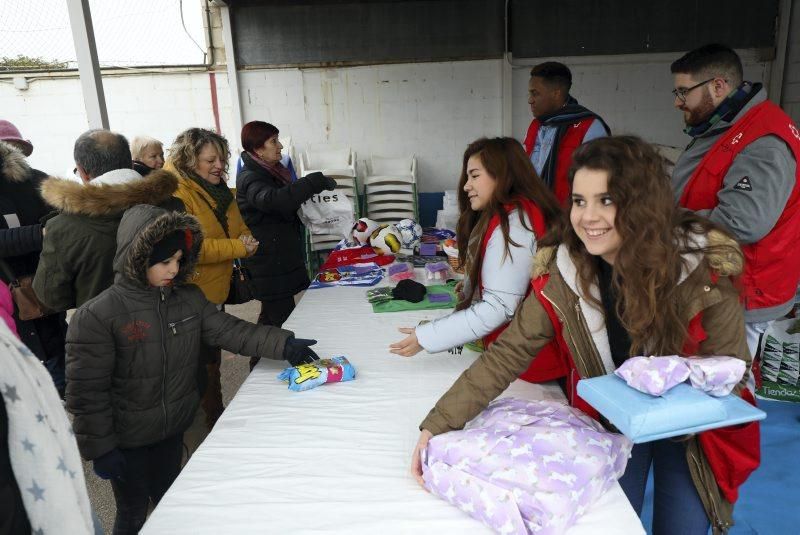 Partido solidario en el campo César Láinez