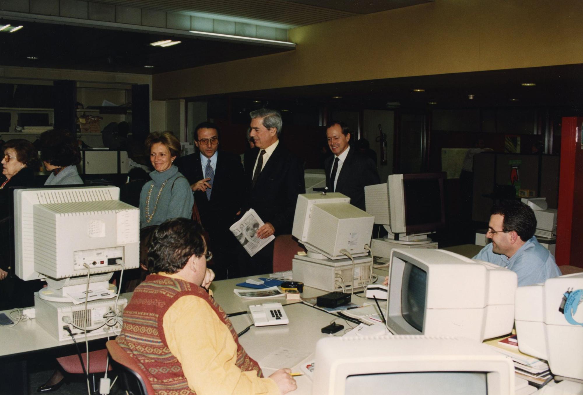 EN IMÁGENES: La relación de Mario Vargas Llosa con Asturias