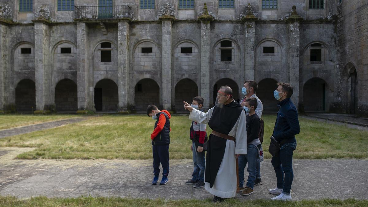 El monasterio de Oseira, con origen en el siglo XII, tiene tres claustros.  // Brais Lorenzo